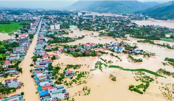 Le typhoon a inondé plus de 400 foyers et touché avec des dégâts considérables